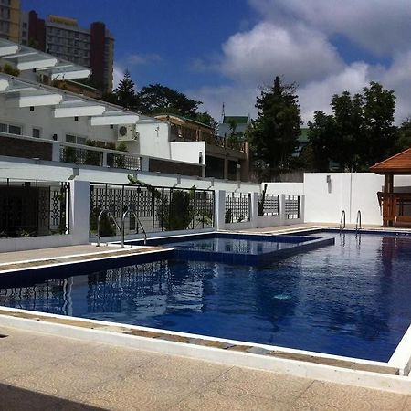 Vista Real Hotel Tagaytay City ภายนอก รูปภาพ