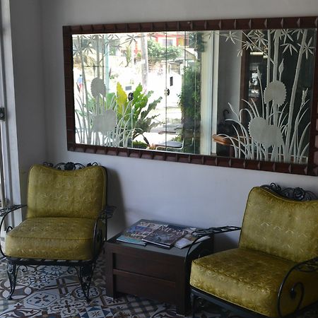 Vista Real Hotel Tagaytay City ภายนอก รูปภาพ
