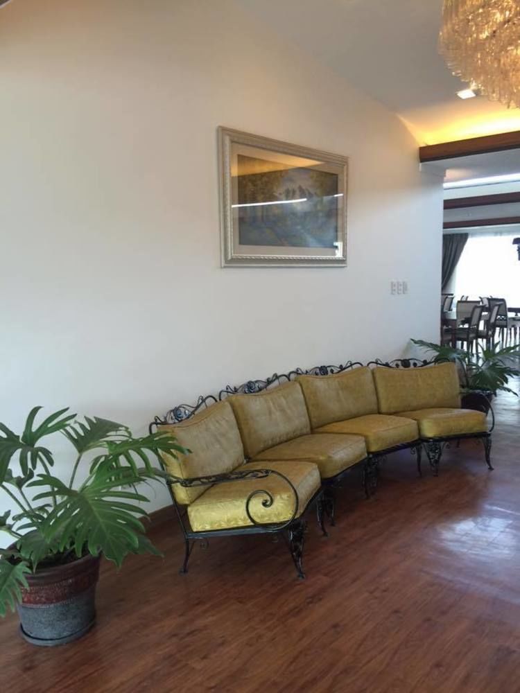 Vista Real Hotel Tagaytay City ภายนอก รูปภาพ